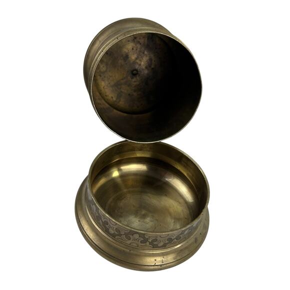 2 Vintage Brass Canister Jar Urn Humidor Etched Floral & Figural Design - Picture 10 of 11